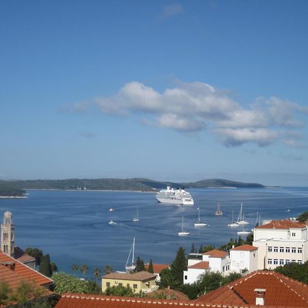 Apartments Kresic Hvar Town Luaran gambar