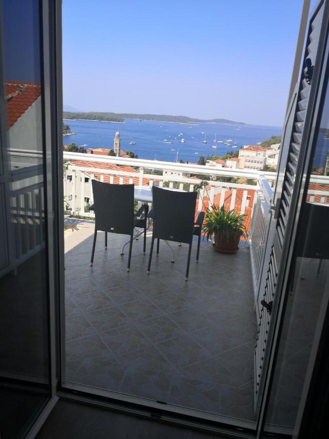 Apartments Kresic Hvar Town Luaran gambar