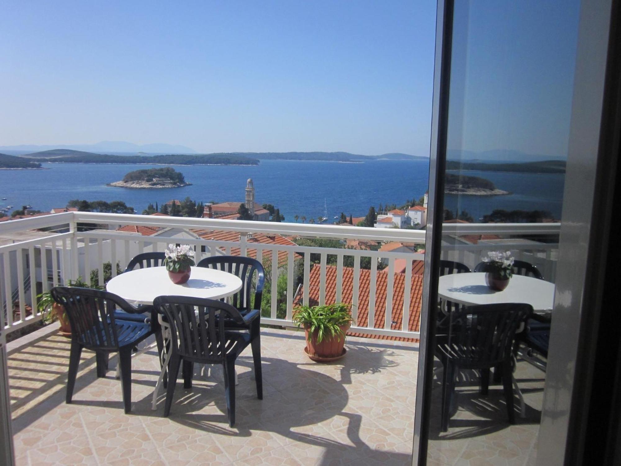 Apartments Kresic Hvar Town Bilik gambar