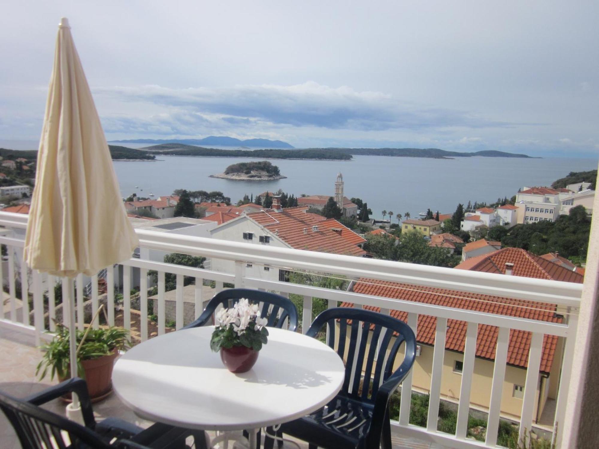 Apartments Kresic Hvar Town Bilik gambar