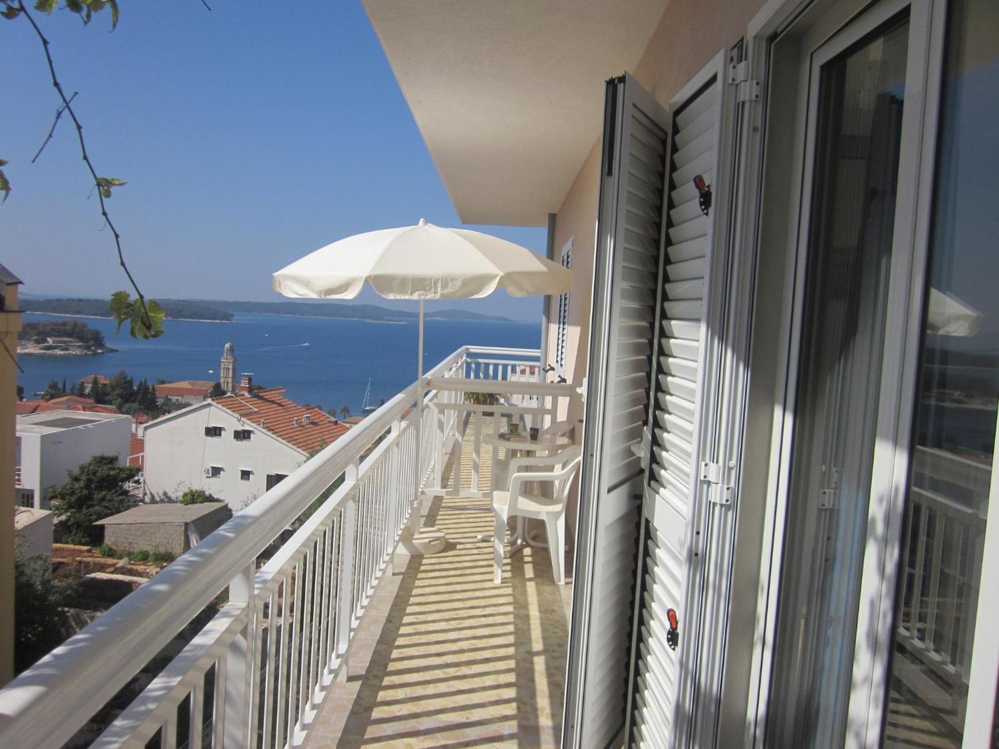 Apartments Kresic Hvar Town Bilik gambar