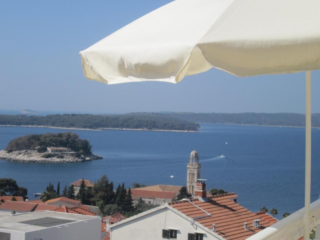 Apartments Kresic Hvar Town Bilik gambar